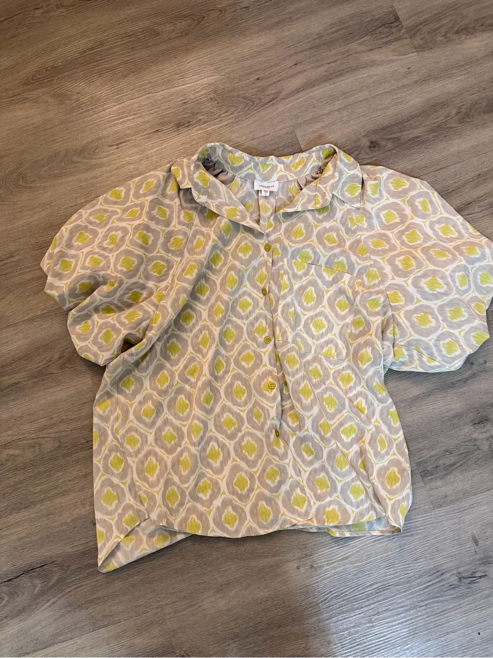 Lightweight Yellow Ikat-Print Puff Sleeve Blouse